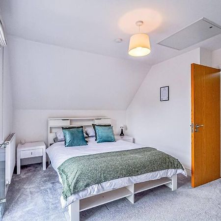 Entire House Sleeps 8 Near The River Thames Maidenhead Luaran gambar
