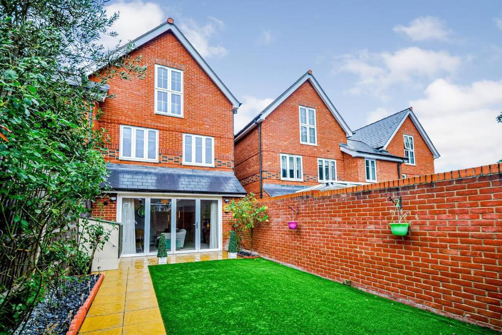 Entire House Sleeps 8 Near The River Thames Maidenhead Luaran gambar