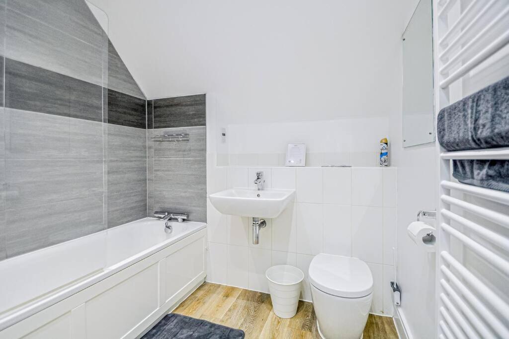 Entire House Sleeps 8 Near The River Thames Maidenhead Luaran gambar